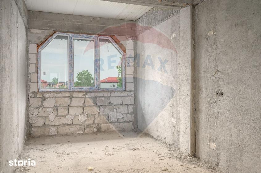 Spațiu comercial, de 2,070 mp, în Clinceni