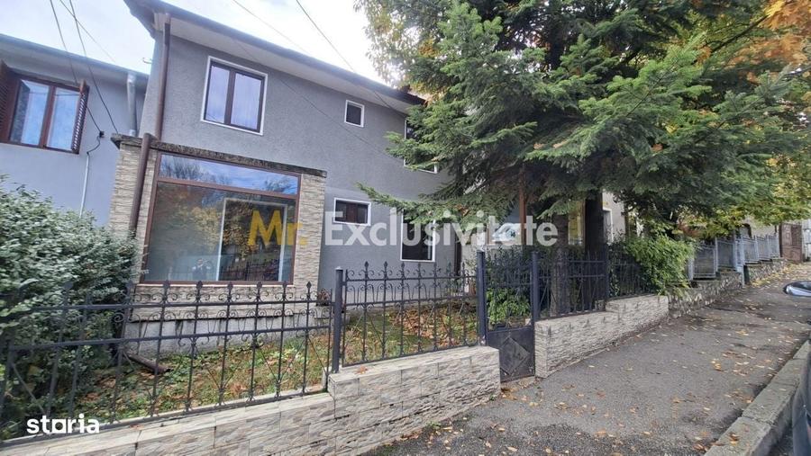 Casă cu 4 camere în Central