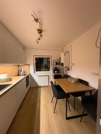 Apartament cu 4 camere decomandat, mobilat în Eminescu