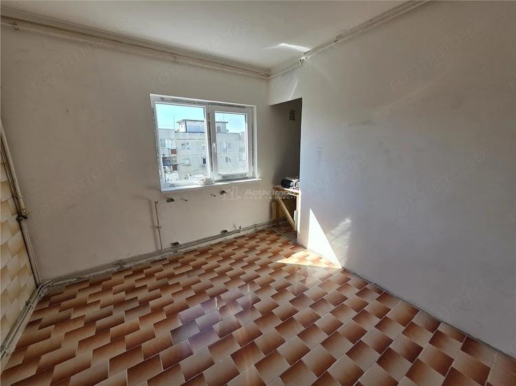 Apartament cu 2 camere decomandat în Sebastian