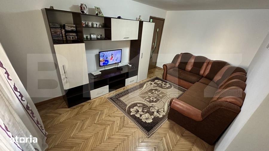 Apartament cu 3 camere semidecomandat în Ultracentral