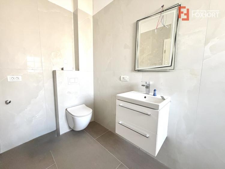 Duplex cu 5 camere cu Canalizare în Giarmata