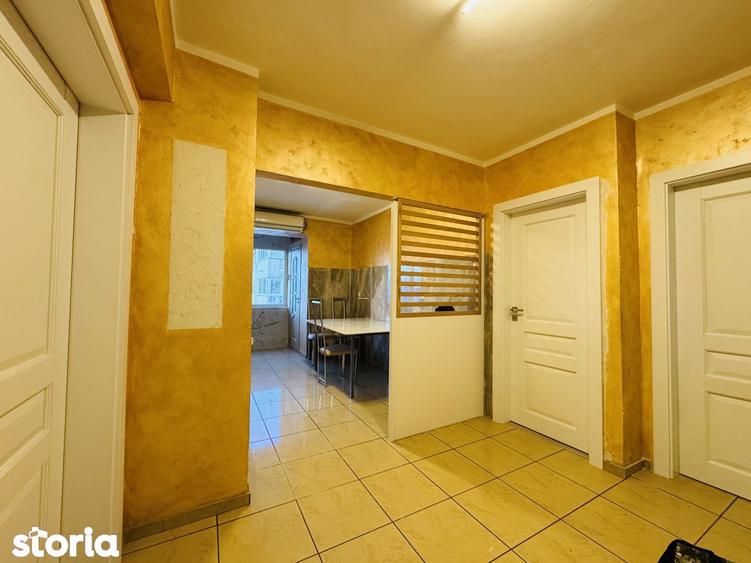 Apartament cu 3 camere decomandat în Central