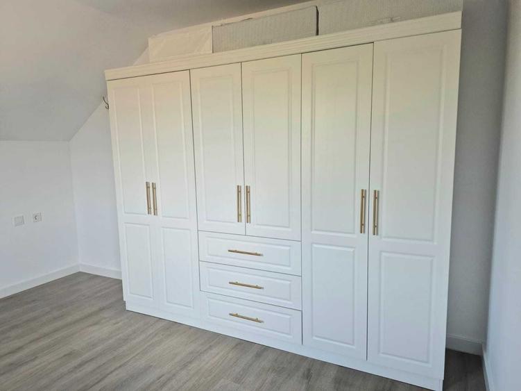 Casă cu 4 camere cu Teren 310 Mp în Valea