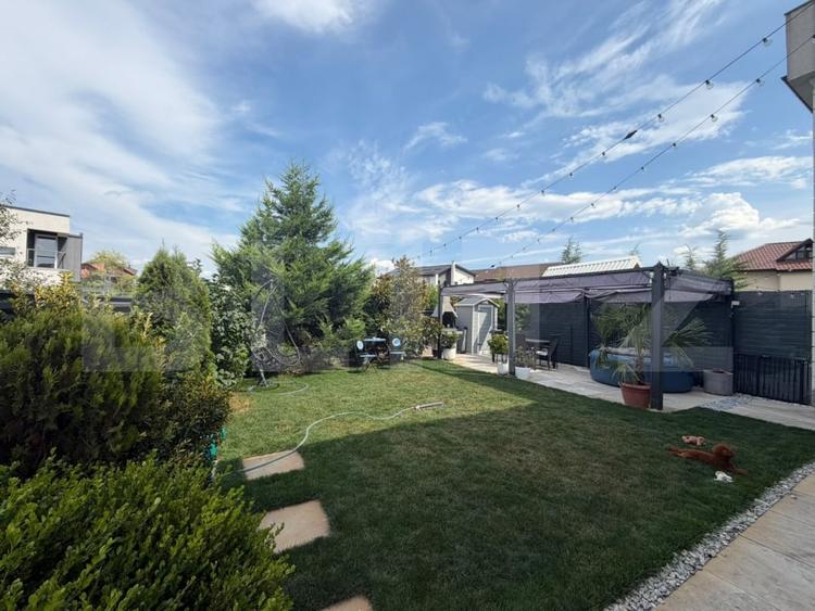 Duplex cu 3 camere cu Canalizare în Central