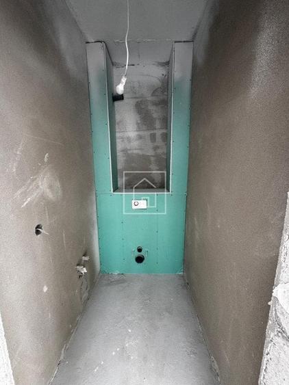 Penthouse cu 3 camere decomandat în Mihai Viteazul