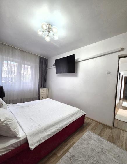 Apartament cu 3 camere decomandat în Gării
