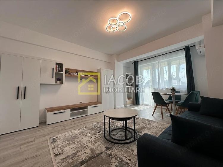Apartament cu 2 camere decomandat în Calea Moldovei