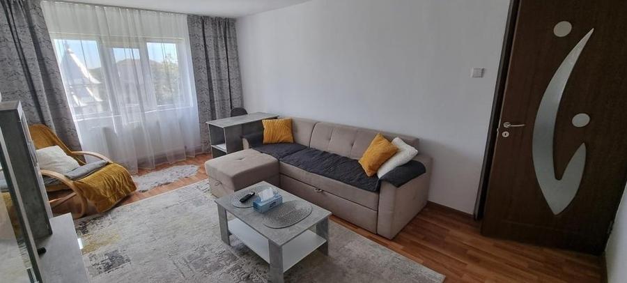 Apartament cu 2 camere decomandat, mobilat în Lipovei