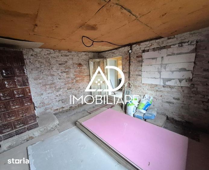Casă cu 4 camere cu Teren 1748 Mp în Cernișoara