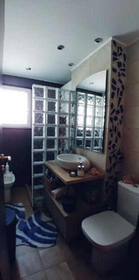Apartament cu 3 camere semidecomandat în Berceni