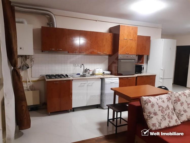 Apartament cu 2 camere semidecomandat, mobilat în Florești