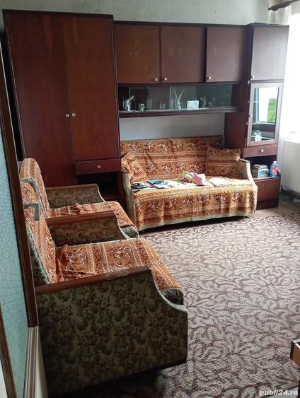 Apartament cu 2 camere decomandat în Carei