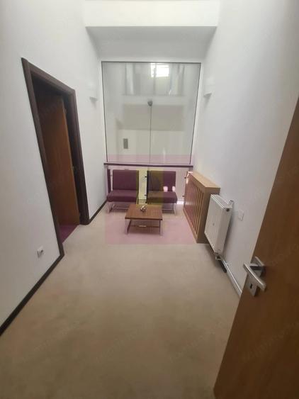 Casă cu 6 camere cu Teren 552 Mp în Cioplea