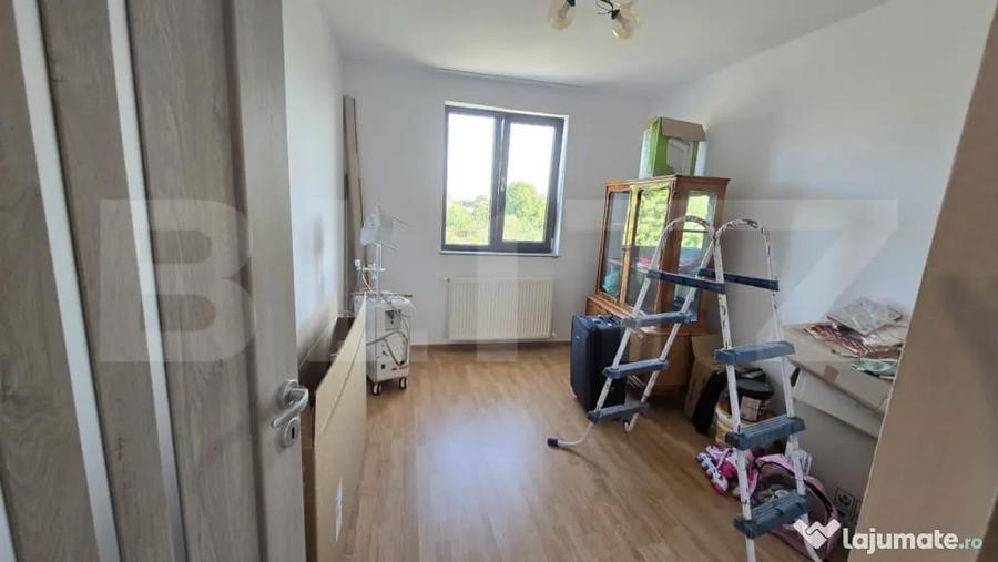 Casă cu 4 camere cu Teren 200 Mp în Odoreu