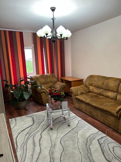 Apartament cu 3 camere în Inel I