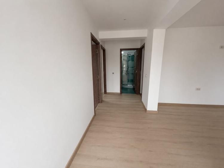 Casă individuală cu 3 camere cu Teren 230 Mp în Exterior Sud