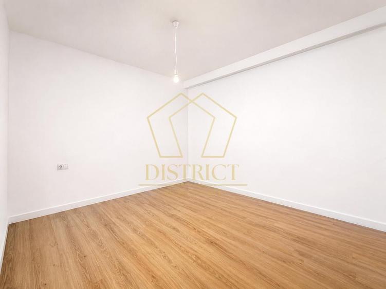 Apartament cu 4 camere decomandat în Torontalului