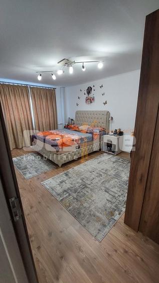 Apartament cu 2 camere decomandat, mobilat în P-ța Gorjului