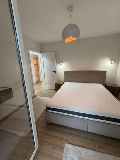 Apartament cu 3 camere decomandat în Ultracentral