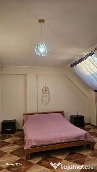 Apartament cu 2 camere decomandat în Panduri