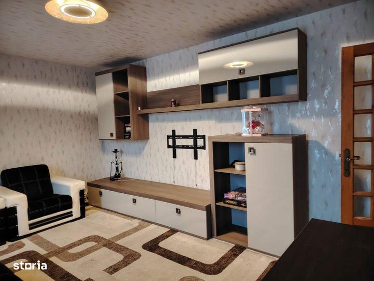 Apartament cu 2 camere în Micro 8