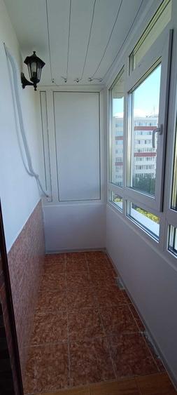 Apartament cu 2 camere semidecomandat în Olteniței