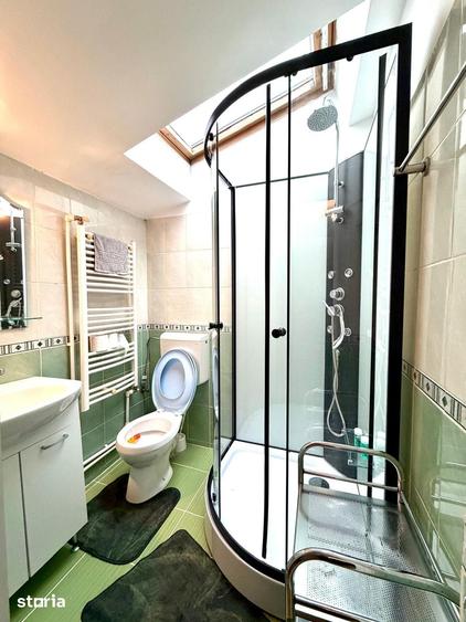 Apartament cu 2 camere în Micro 17