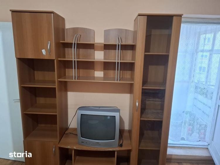Inchiriez garsoniera Oradea, str. Sfantul Apostol Andrei - 4