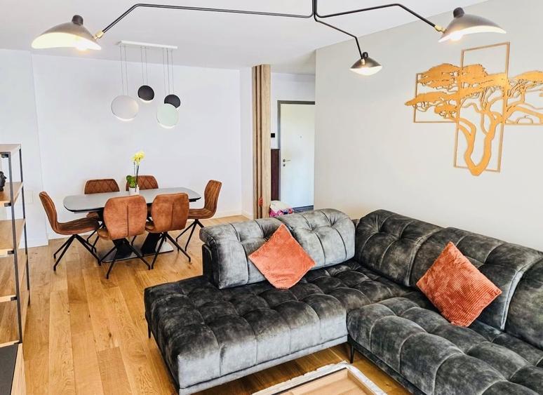 Apartament cu 2 camere semidecomandat, mobilat în Herăstrău