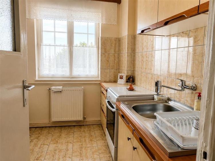 Apartament cu 2 camere decomandat, mobilat în Calea Dumbrăvii