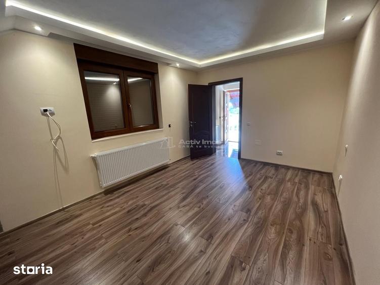 Casă cu 5 camere cu Teren 600 Mp în Central