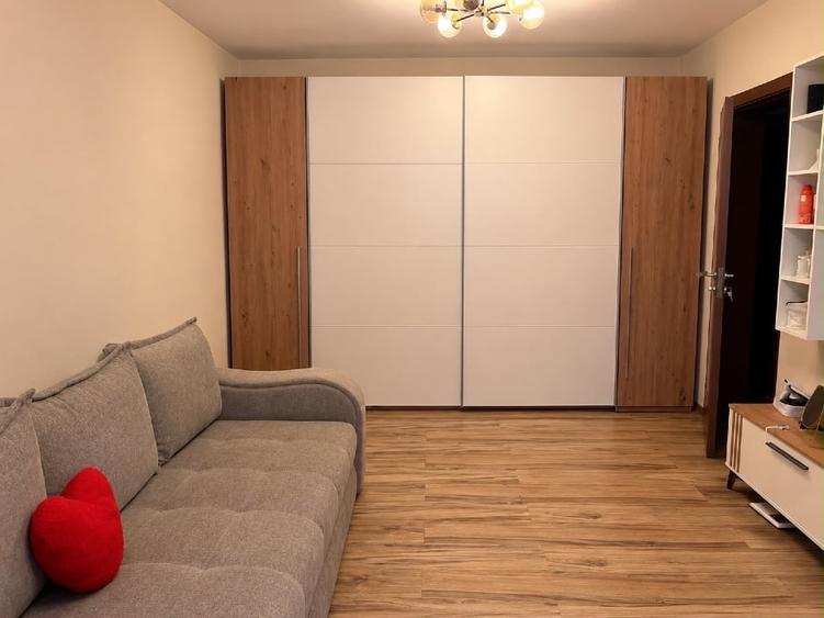 Apartament cu 3 camere decomandat, mobilat în Pantelimon