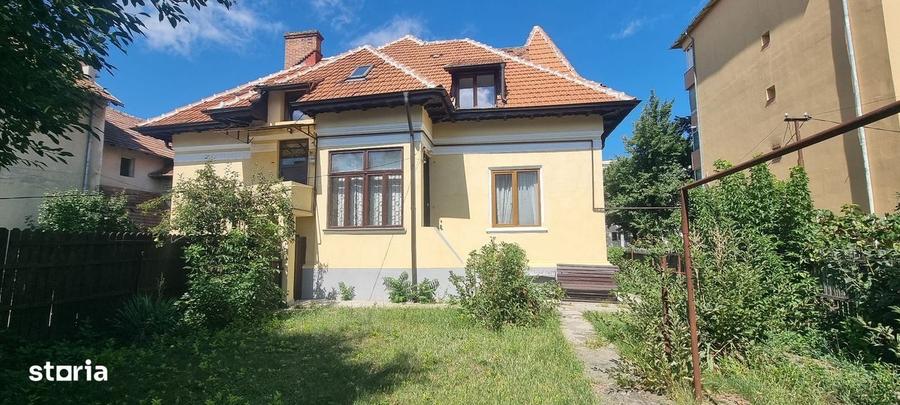 Casă cu 4 camere în Ultracentral