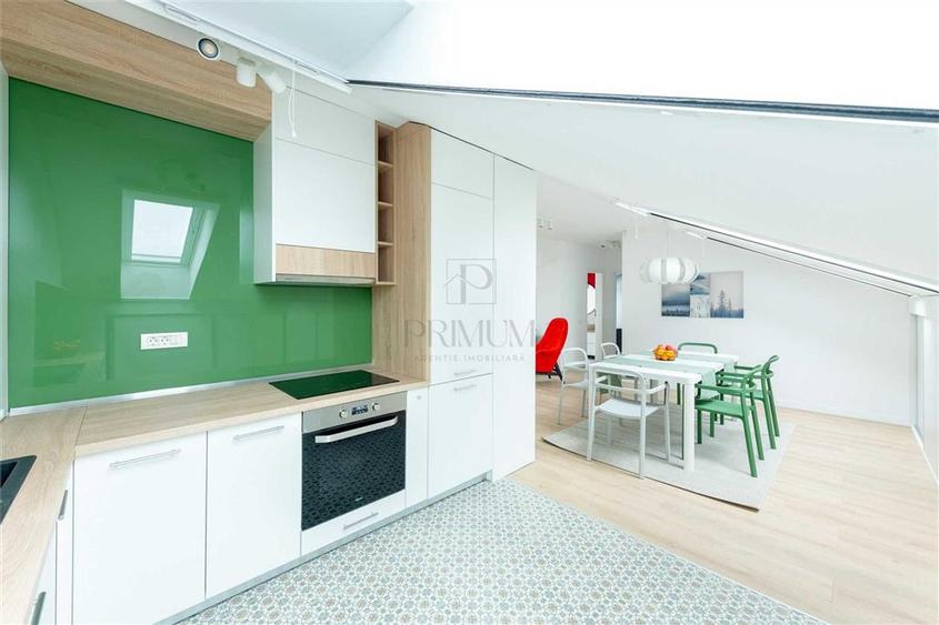 Apartament cu 3 camere decomandat, mobilat în Dumbrăvița