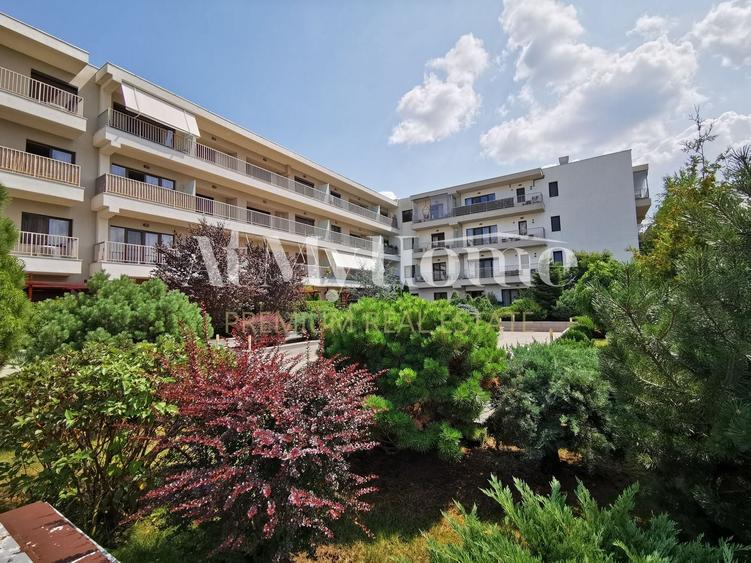 Apartament cu 3 camere decomandat, mobilat în Iancu Nicolae