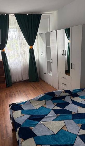 Apartament cu 2 camere semidecomandat în Palazu Mare