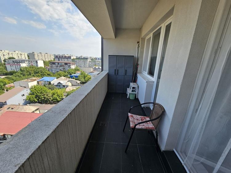 Apartament cu 2 camere decomandat în Berceni