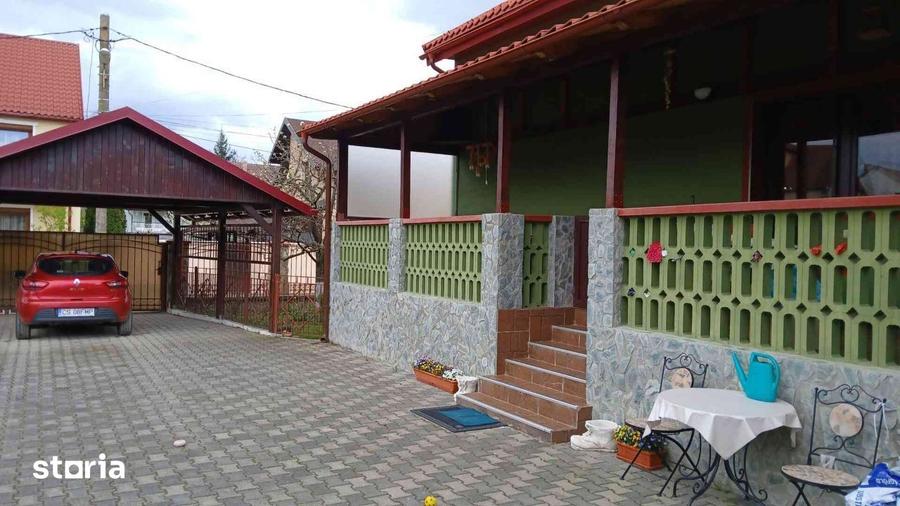 Casă cu 7 camere cu Teren 700 Mp în Caransebeș