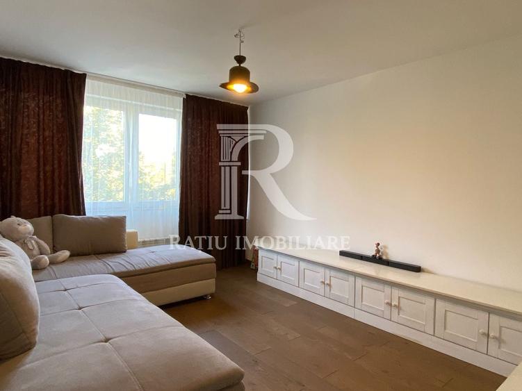 Apartament cu 2 camere decomandat, mobilat în Decebal