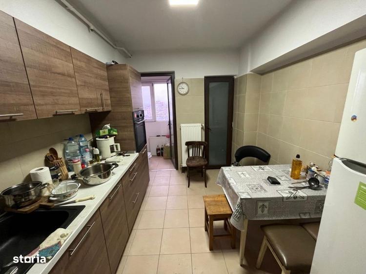 Apartament cu 3 camere decomandat în Ultracentral
