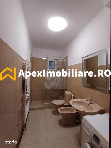 Apartament cu 3 camere semidecomandat în Ștefan cel Mare