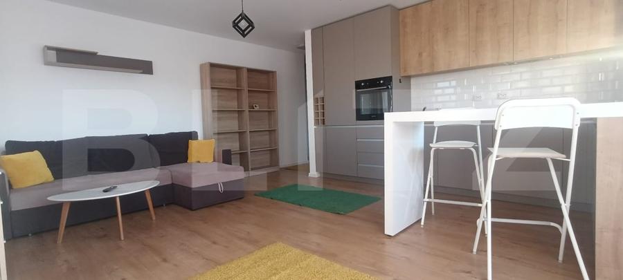 Apartament cu 3 camere semidecomandat, mobilat în Mănăștur