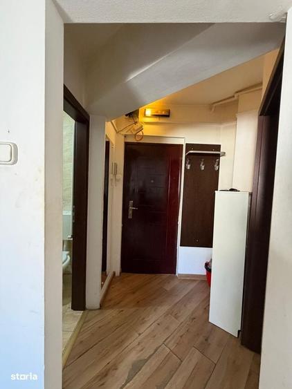 Garsonieră decomandată în Central