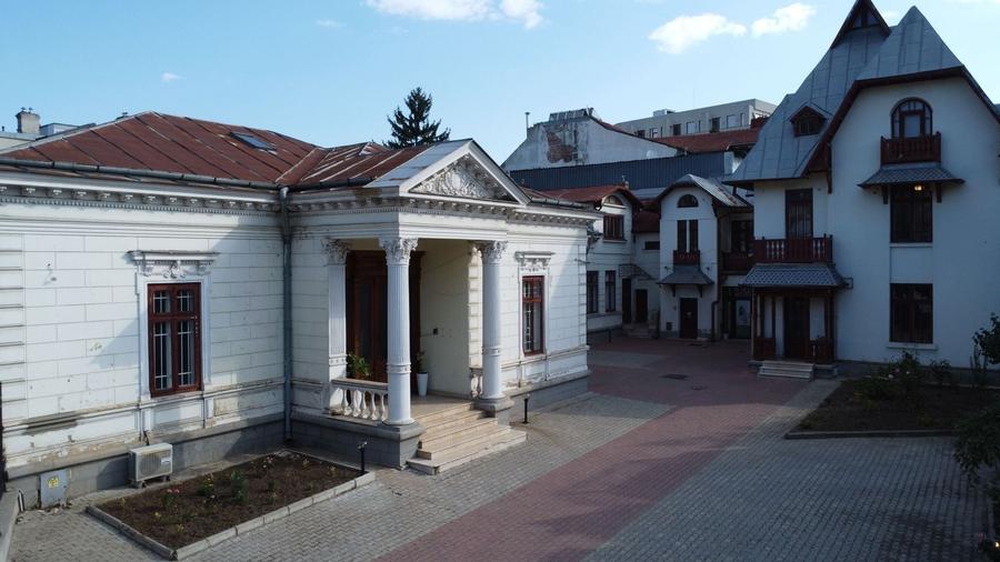 Casă individuală cu 31 camere cu Teren 1030 Mp în Calea Călărașilor