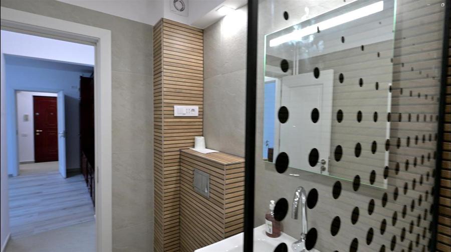 Apartament cu 2 camere semidecomandat în Ultracentral