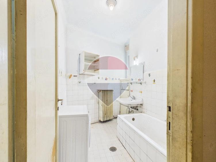 Apartament cu 4 camere semidecomandat în Ferdinand