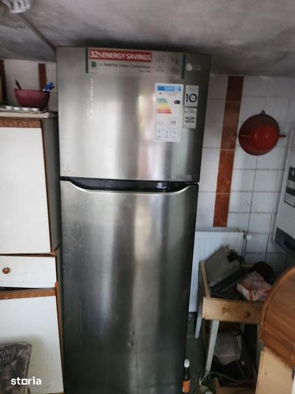 Casă cu 3 camere cu Teren 100 Mp în CFR