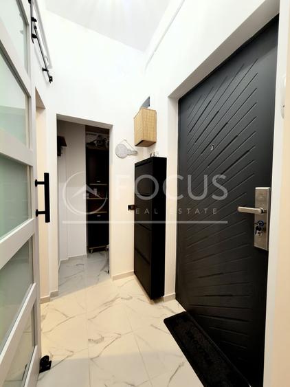 Apartament cu 2 camere semidecomandat, mobilat în Universitate