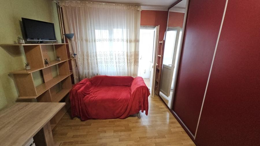 Apartament cu 2 camere decomandat în Vitan